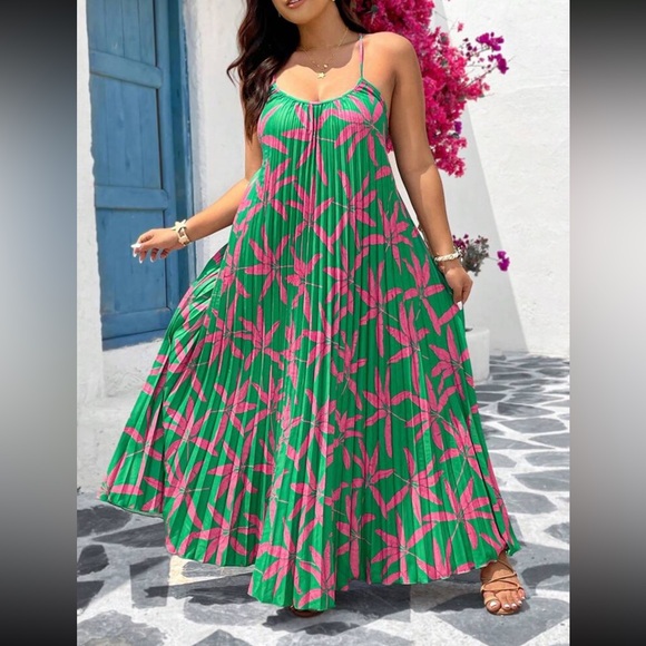 Floral Maxi Dress - Picture 12 of 13